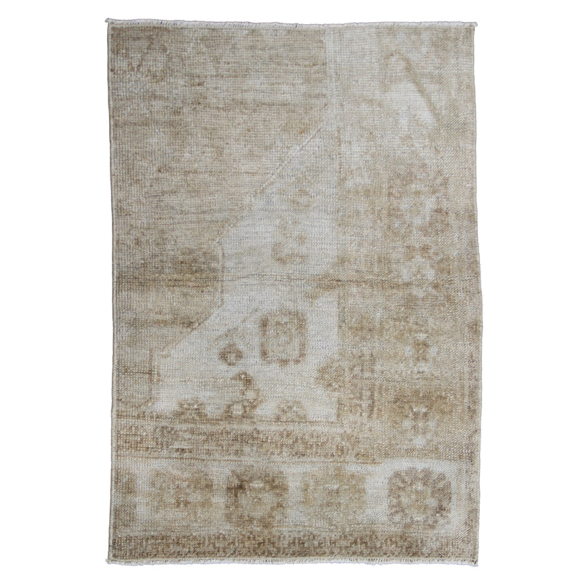 MB251 Handwoven Vintage Rug 2 x 2’2
