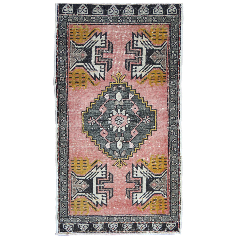 MB265 Handwoven Vintage Rug 1'9 x 3’3