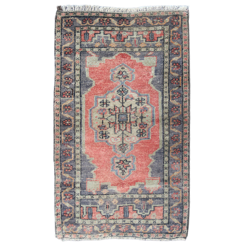 MB270 Handwoven Vintage Rug 1’9 x 3