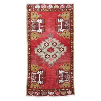 MB271 Handwoven Vintage Rug 1'7 x 3’1