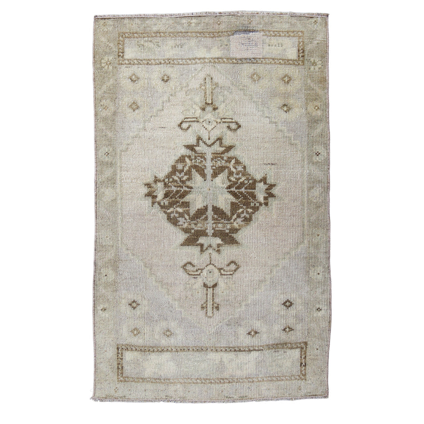 MB277 Handwoven Vintage Rug 1'9 x 2’11
