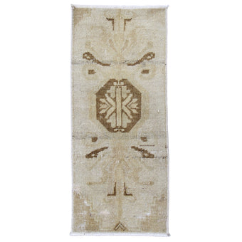 MB286 Handwoven Vintage Rug 1 x 2’7