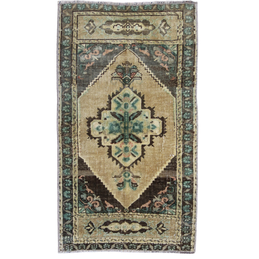 MB287 Handwoven Vintage Rug 1'8 x 2’11