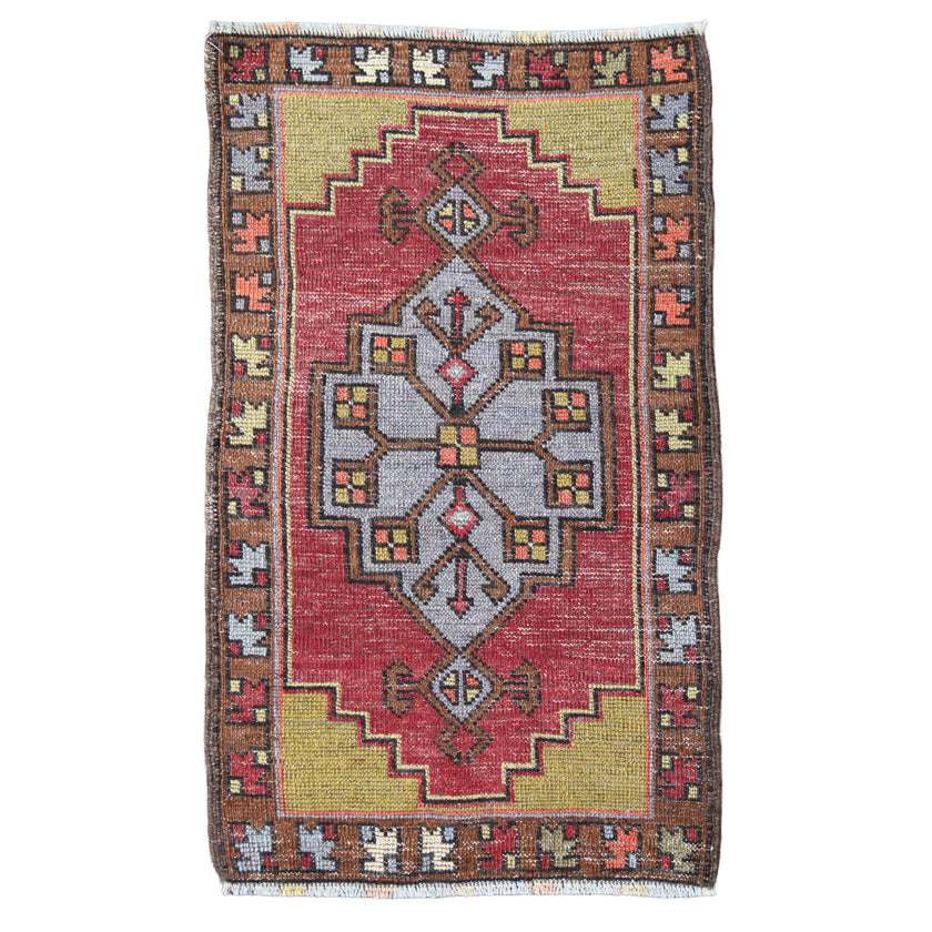 MB293 Handwoven Vintage Rug 1'9 x 2’11
