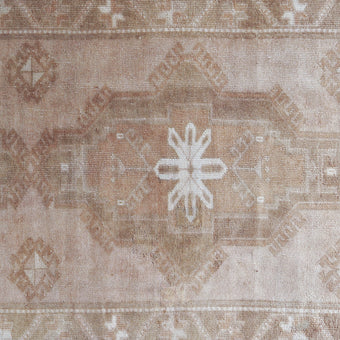 Z1000 Handwoven Vintage Rug 3 x 6’8