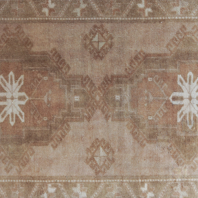 Z1000 Handwoven Vintage Rug 3 x 6’8