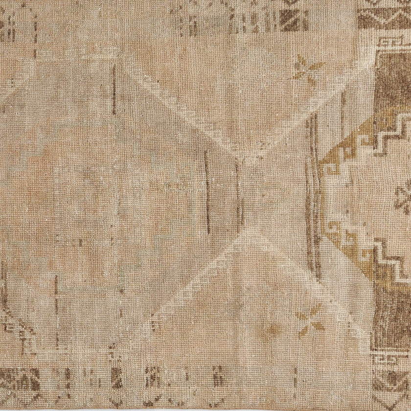 Z1002 Handwoven Vintage Rug 2'10 x 8’9