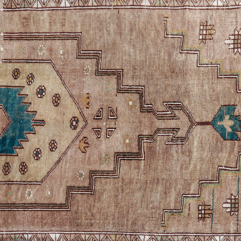 Z1005 Handwoven Vintage Rug 2'10 x 7’10