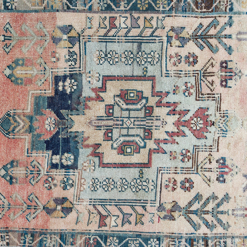 Z1007 Handwoven Vintage Rug 3’2 x 8