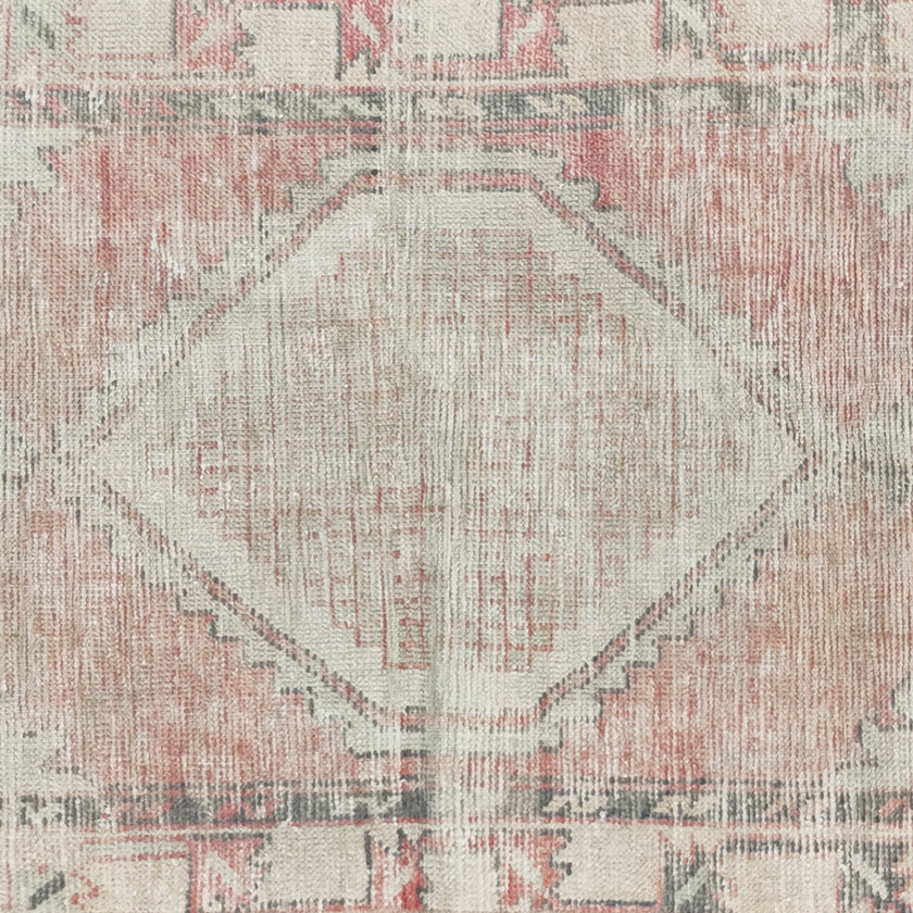 Z1009 Handwoven Vintage Rug 2'4 x 10’9