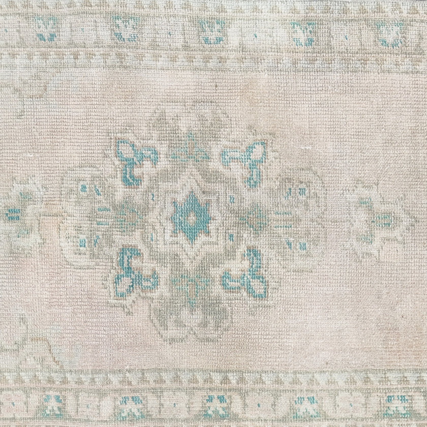 Z1014 Handwoven Vintage Rug 2’5 x 10’2