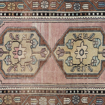 Z1017 Handwoven Vintage Rug 2'11 x 8’7