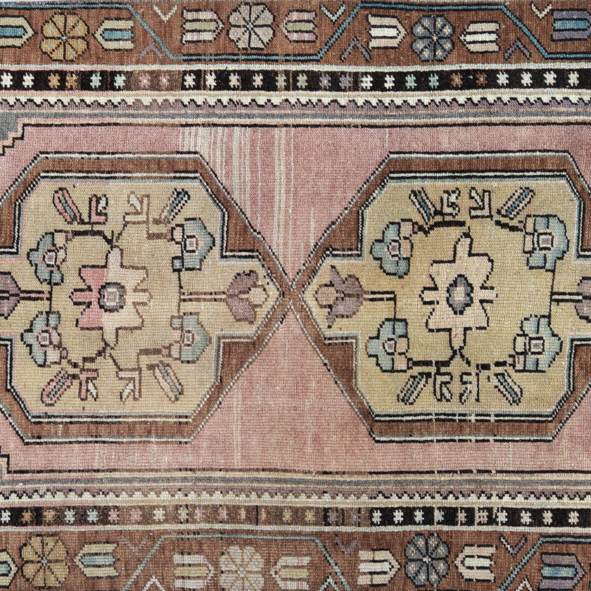 Z1017 Handwoven Vintage Rug 2'11 x 8’7