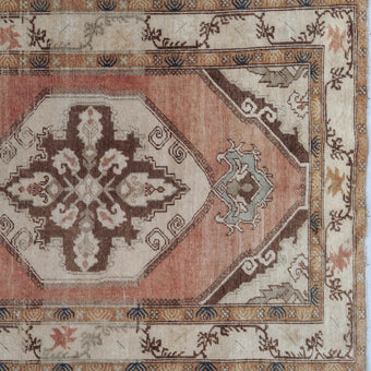 Z1018 Handwoven Vintage Rug 3'3 x 10’4