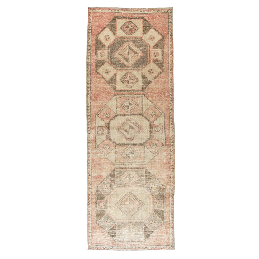 Z1021 Handwoven Vintage Rug 2'8 x 7’4