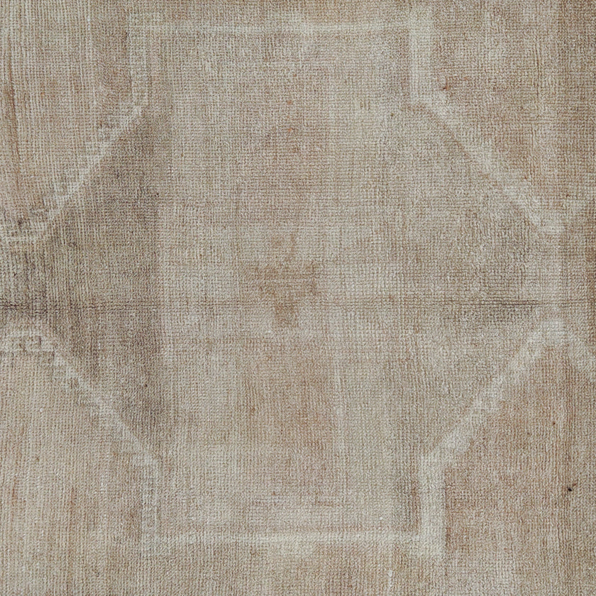 Z1022 Handwoven Vintage Rug 3'1 x 12’8