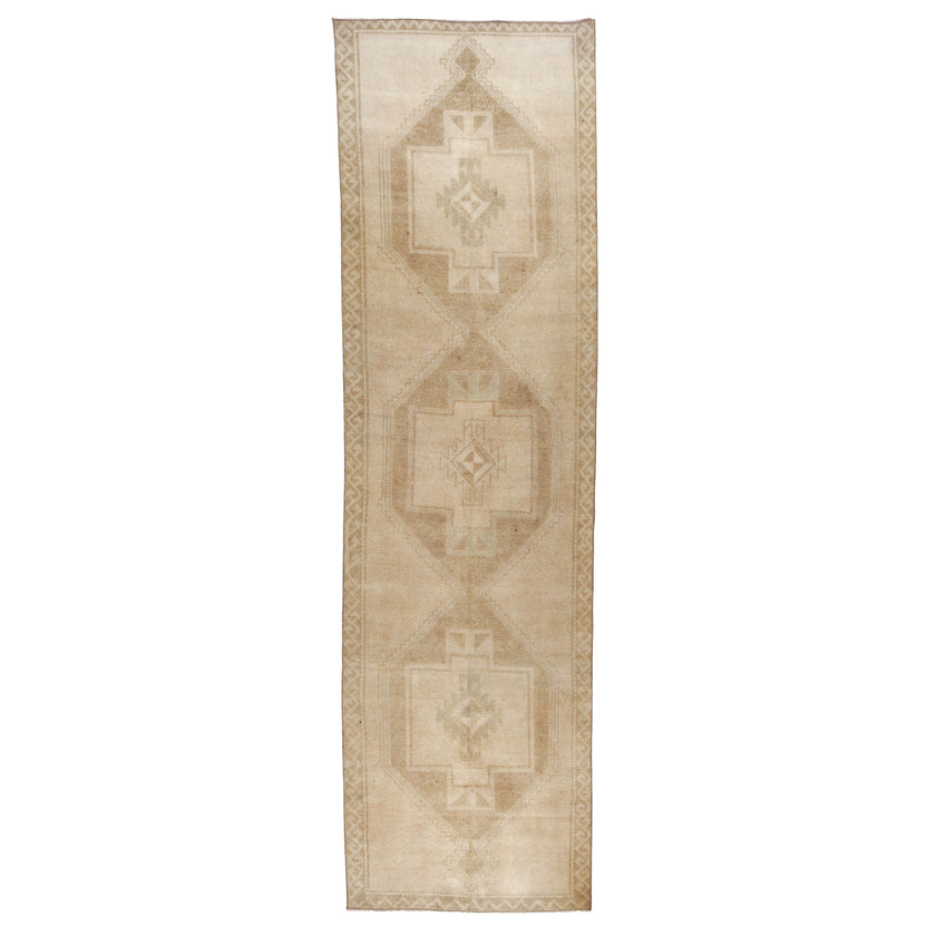 Z1023 Handwoven Vintage Rug 3'9 x 13’4