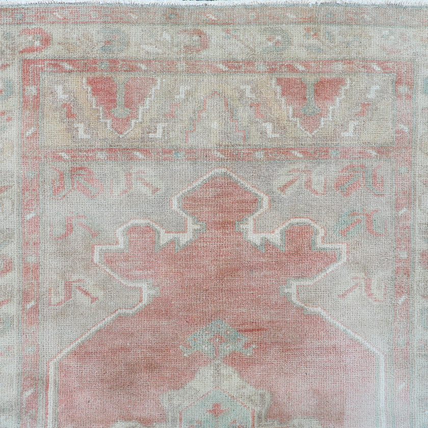 Z102 Handwoven Vintage Rug 3 x 9’6