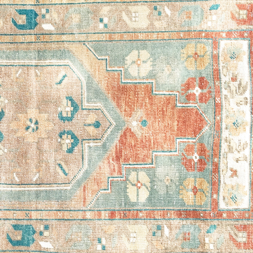 Z1045 Handwoven Vintage Rug 2’7 x 5