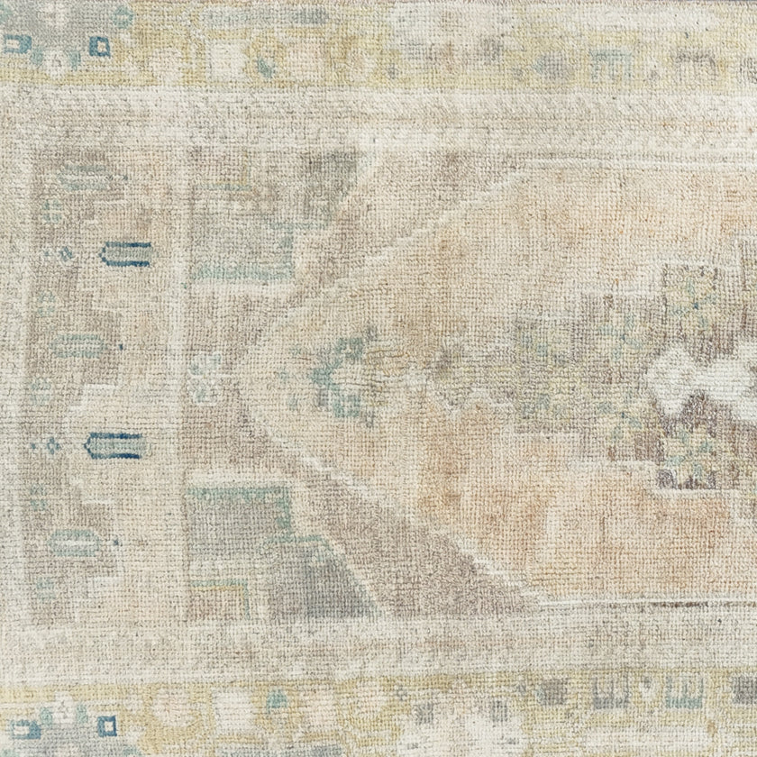 Z1048 Handwoven Vintage Rug 2’2 x 5’9