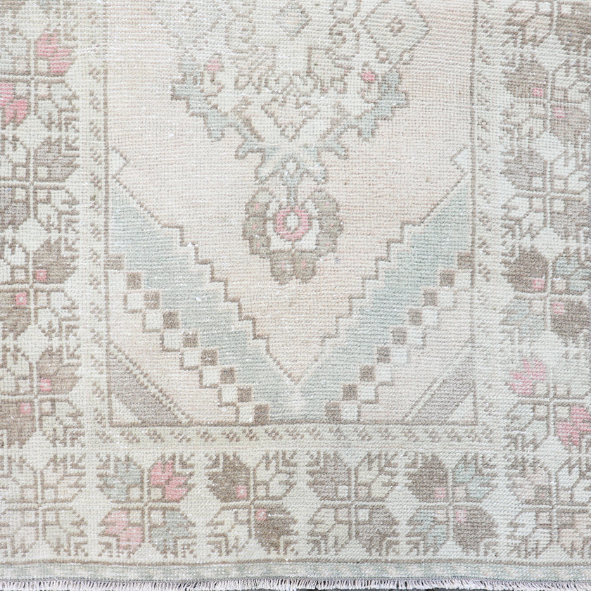 Z105 Handwoven Vintage Rug 2’10 x 9’2