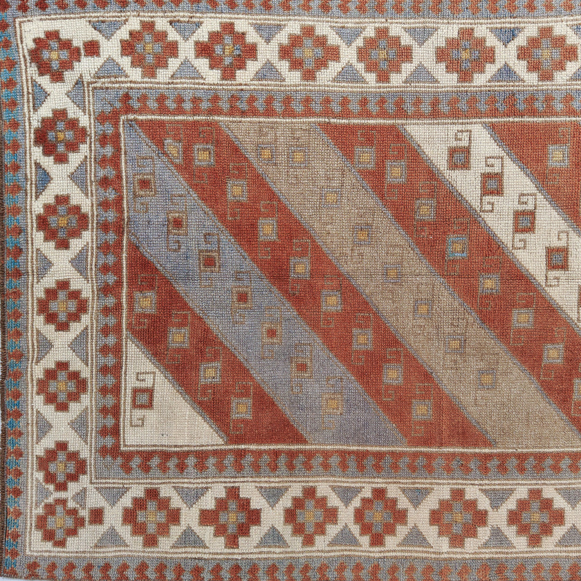 Z1077 Handwoven Vintage Rug 3’6 x 5’3