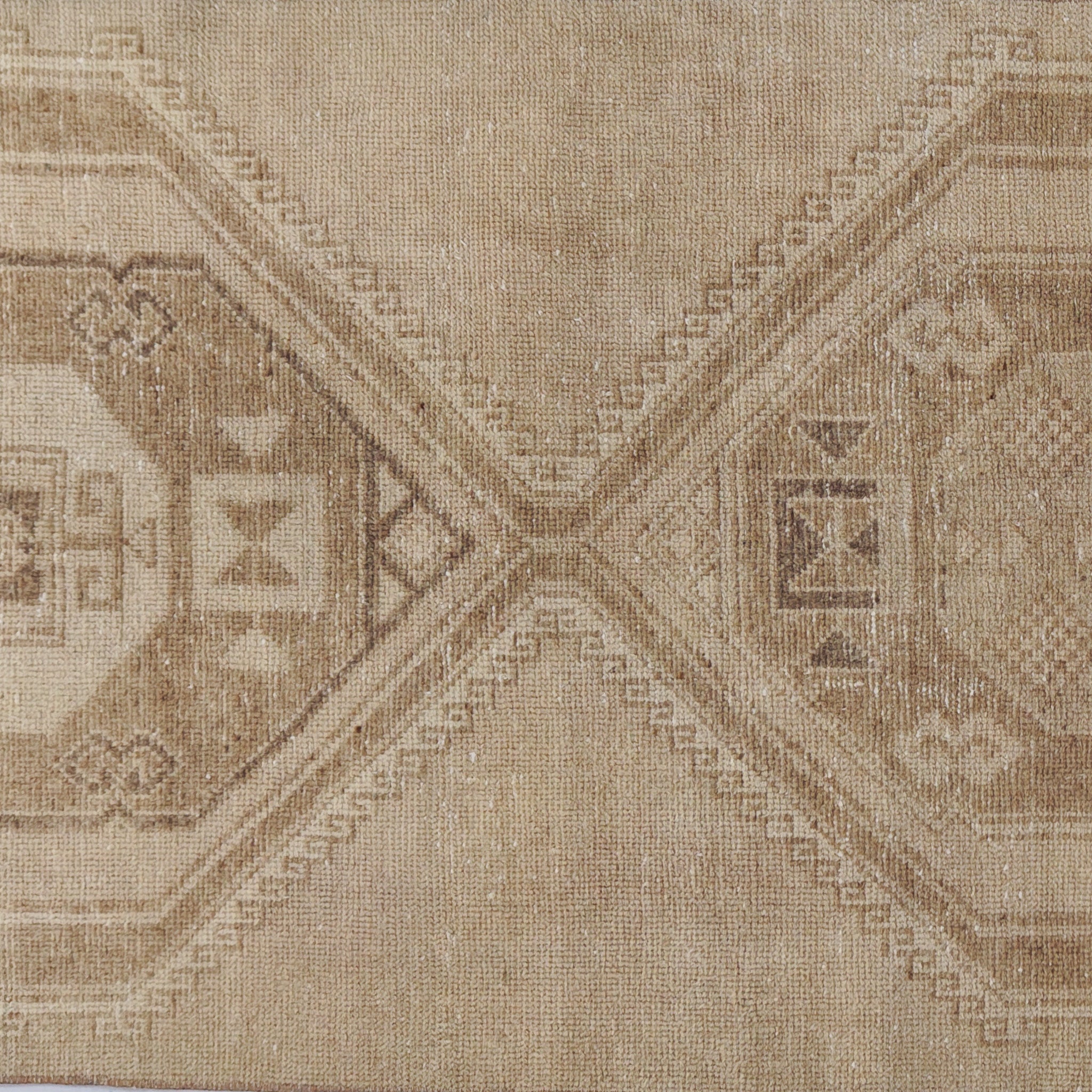 Z1088 Handwoven Vintage Rug 3 x 11'3 – Zuma Imports