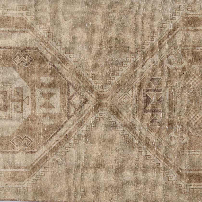 Z1088 Handwoven Vintage Rug 3 x 11’3