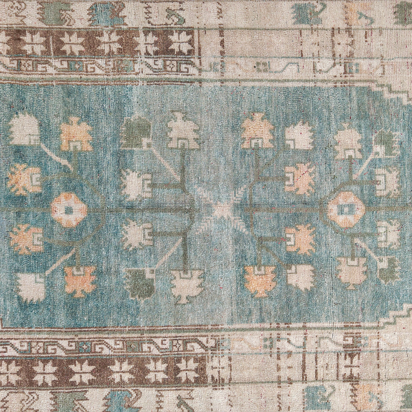 Z1095 Handwoven Vintage Rug 3’8 x 6’10