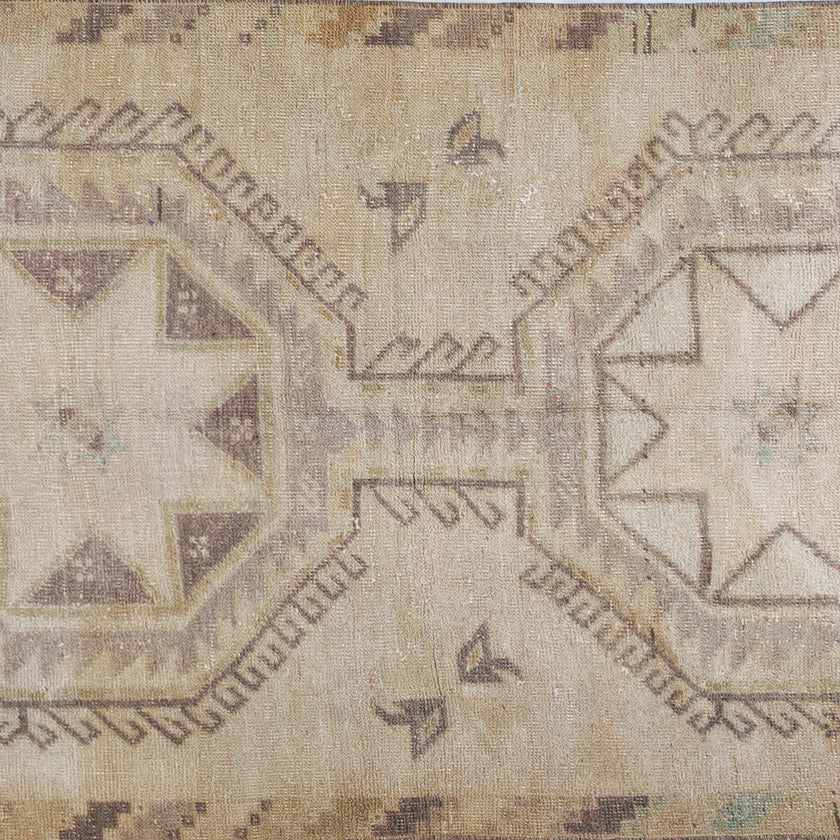 Z1099 Handwoven Vintage Rug 3’2 x 12’2