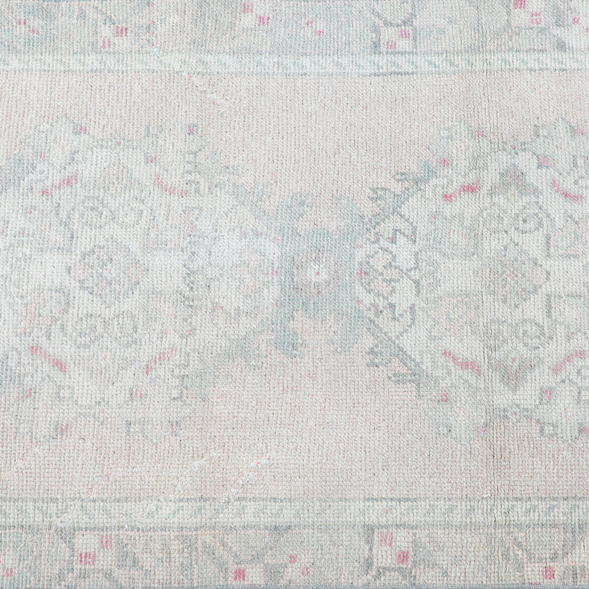 Z117 Handwoven Vintage Rug 3 x 9
