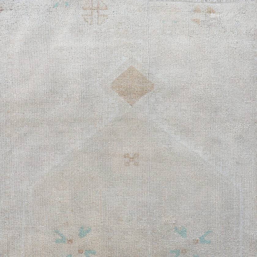 Z119 Handwoven Vintage Rug 2'10 x 9’8