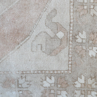 Z121 Handwoven Vintage Rug 4x 9’8
