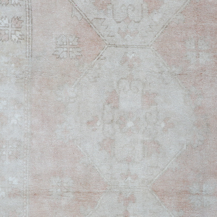 Z121 Handwoven Vintage Rug 4x 9’8