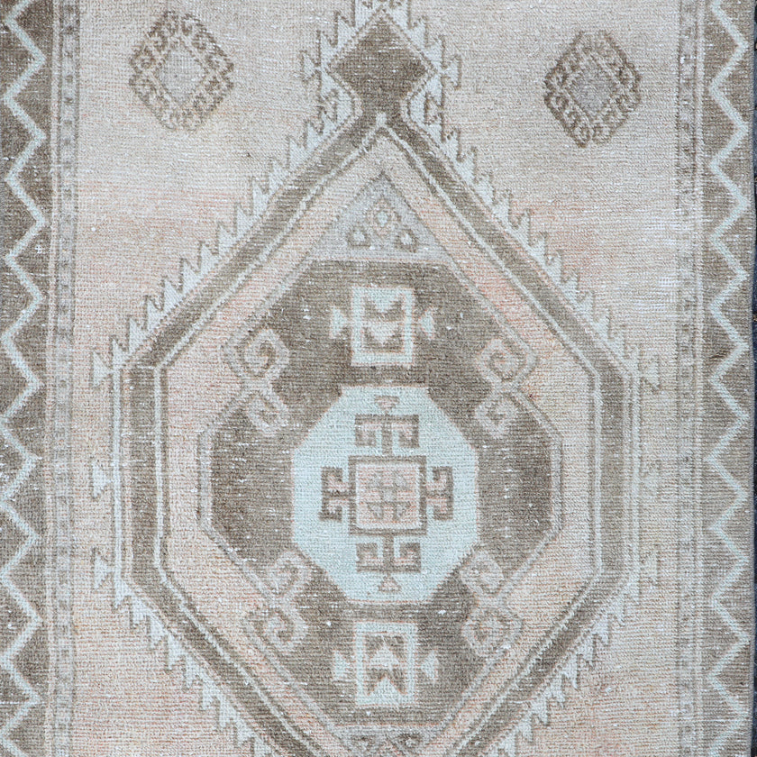 Z124 Handwoven Vintage Rug 3’7x11’1