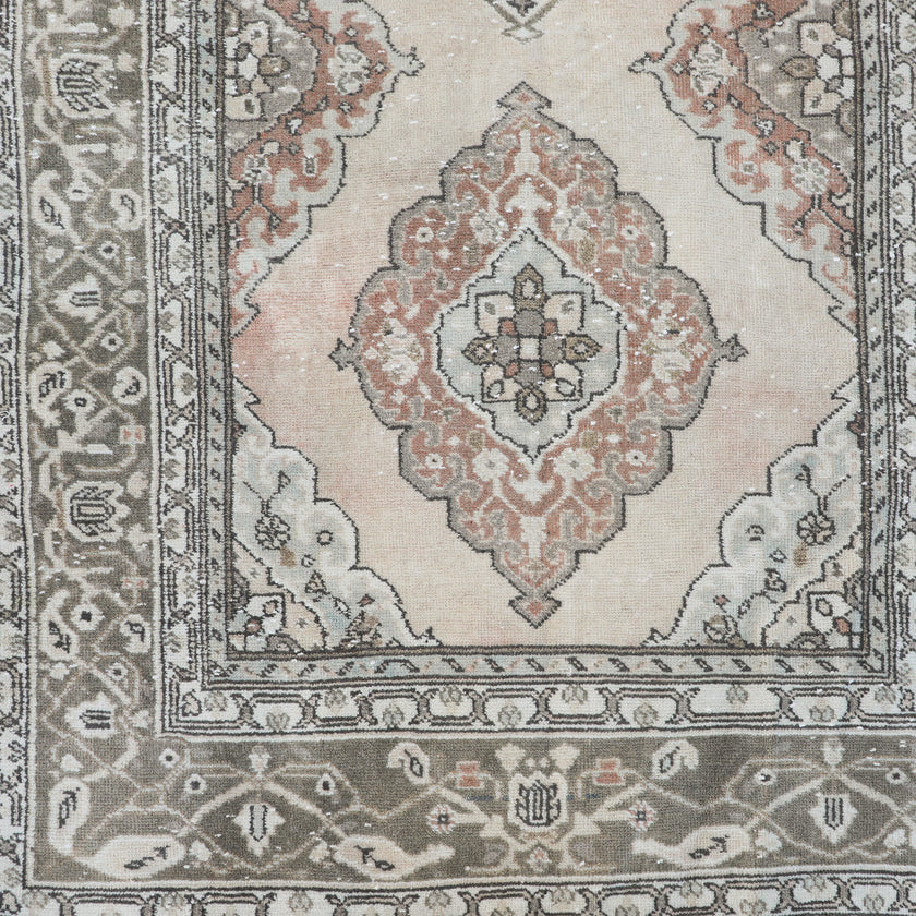 Z125 Handwoven Vintage Rug 4'6 x 12'5