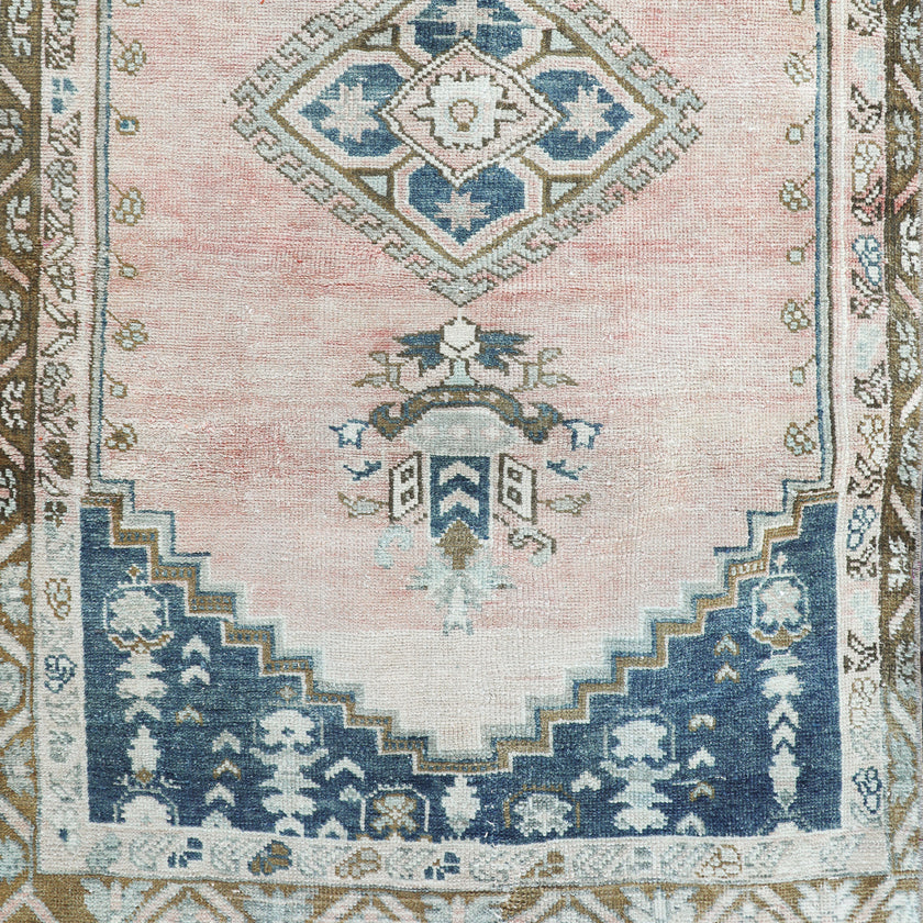 Z128 Handwoven Vintage Rug 2'10 x 8’10