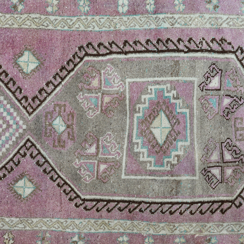 Z129 Handwoven Vintage Rug 3x10’5