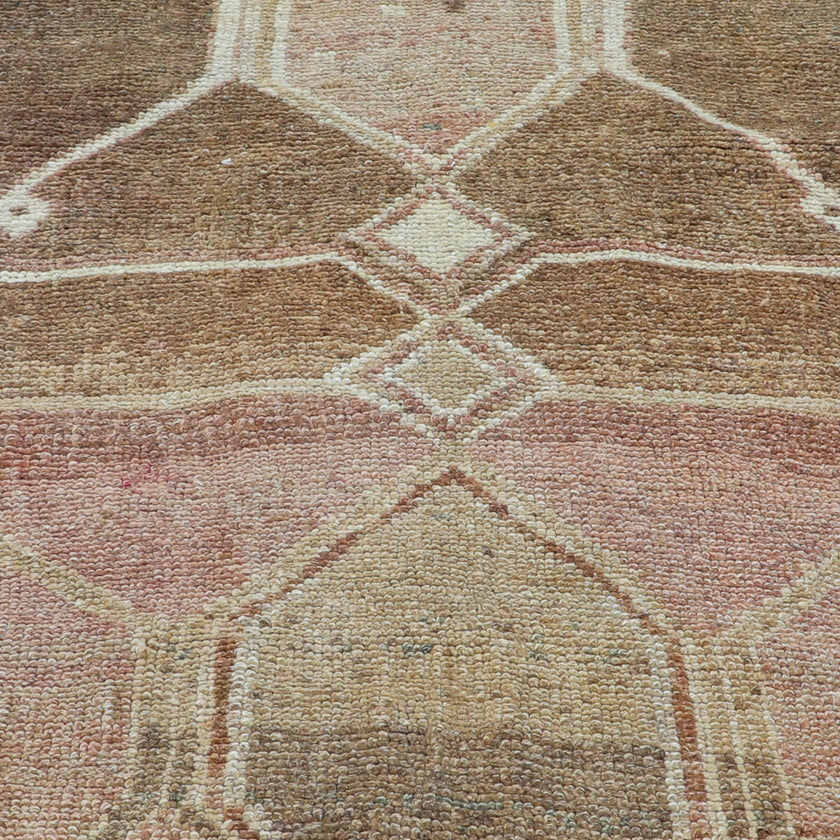 Z131 Handwoven Vintage Rug 2’4x9’9