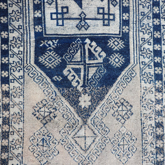 Z134 Handwoven Vintage Rug 2'8x8’7