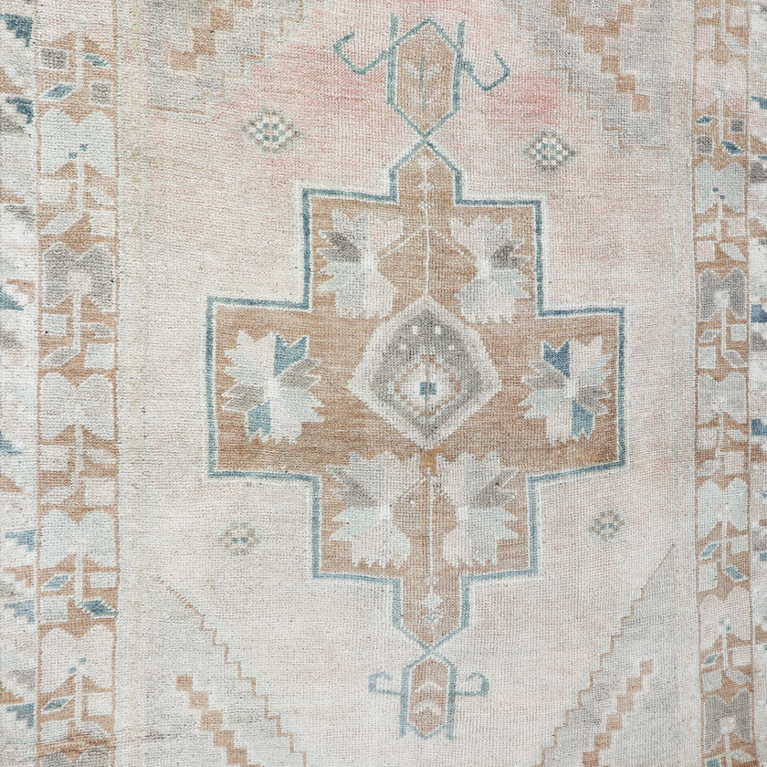 Z139 Handwoven Vintage Rug 3'2 x 6’1