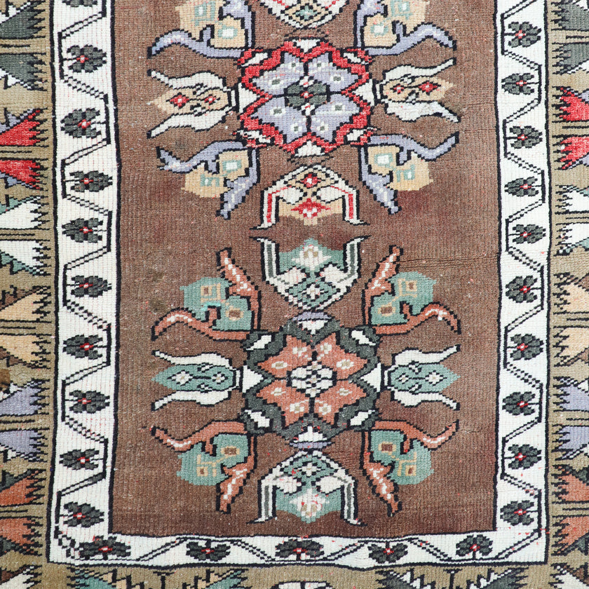 Z141 Handwoven Vintage Rug 2’7 x 5’4