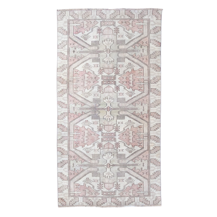 Z148 Handwoven Vintage Rug 3'4 x 6’2