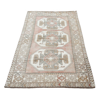 Z158 Handwoven Vintage Rug 4’1x6’9