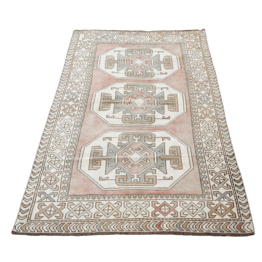 Z158 Handwoven Vintage Rug 4’1x6’9
