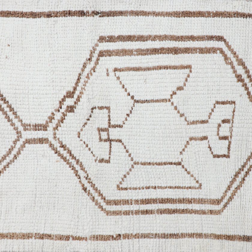 Z165 Handwoven Vintage Rug 2'10 x 10’6