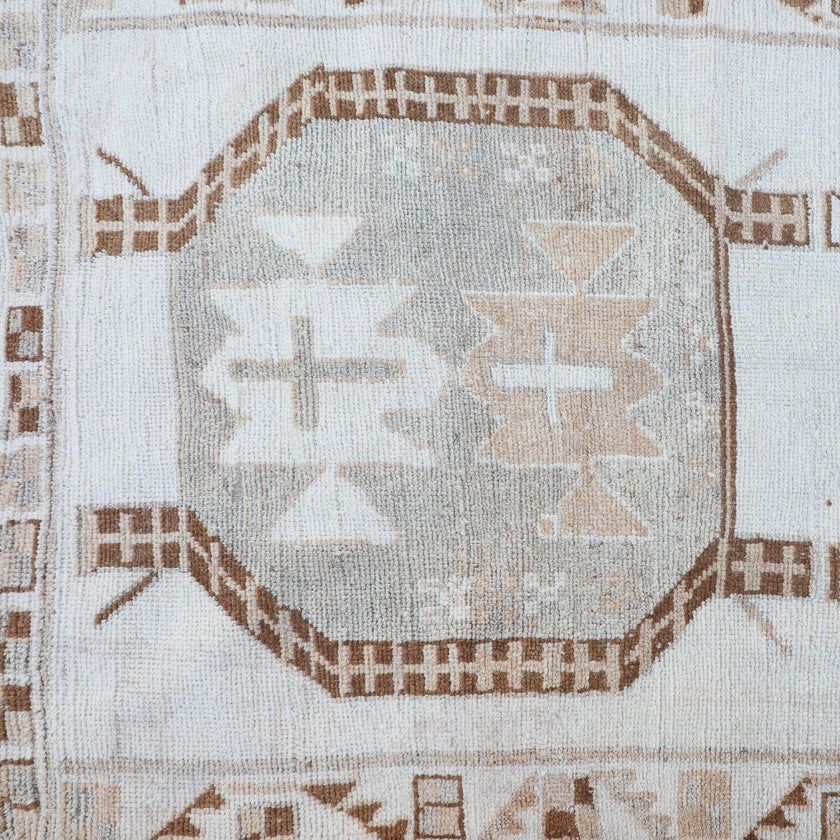 Z168 Handwoven Vintage Rug 3’9 x 10’3