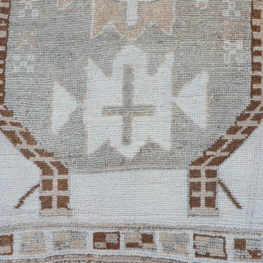 Z168 Handwoven Vintage Rug 3’9 x 10’3