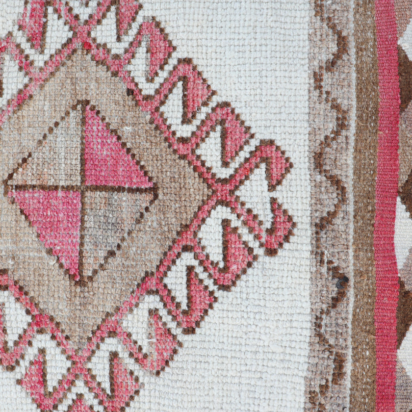 Z171 Handwoven Vintage Rug 2'9 x 11’8