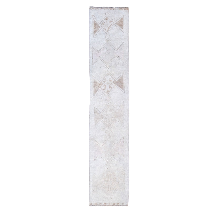 Z180 Handwoven Vintage Rug 2'4x11’2